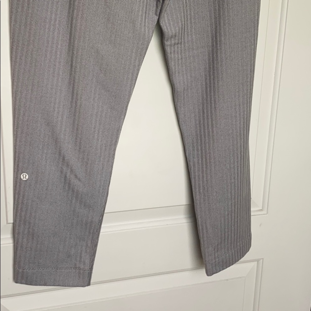 Lululemon ankle pant - Picture 6 of 7